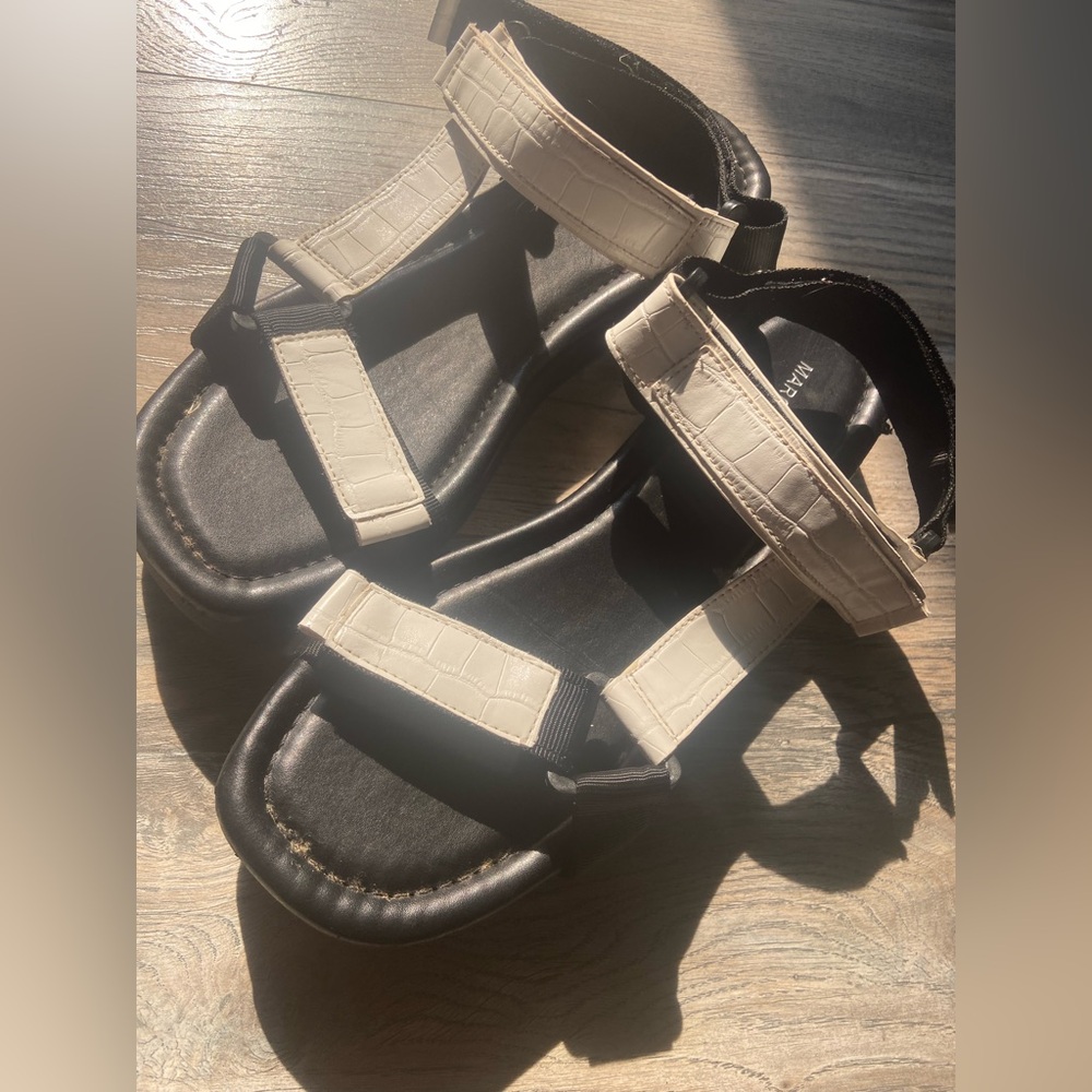 Marc Fisher Black and Cream Strappy Sandals